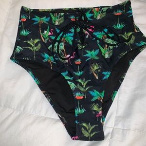 Cupshe high waisted bikini bottoms- Size S